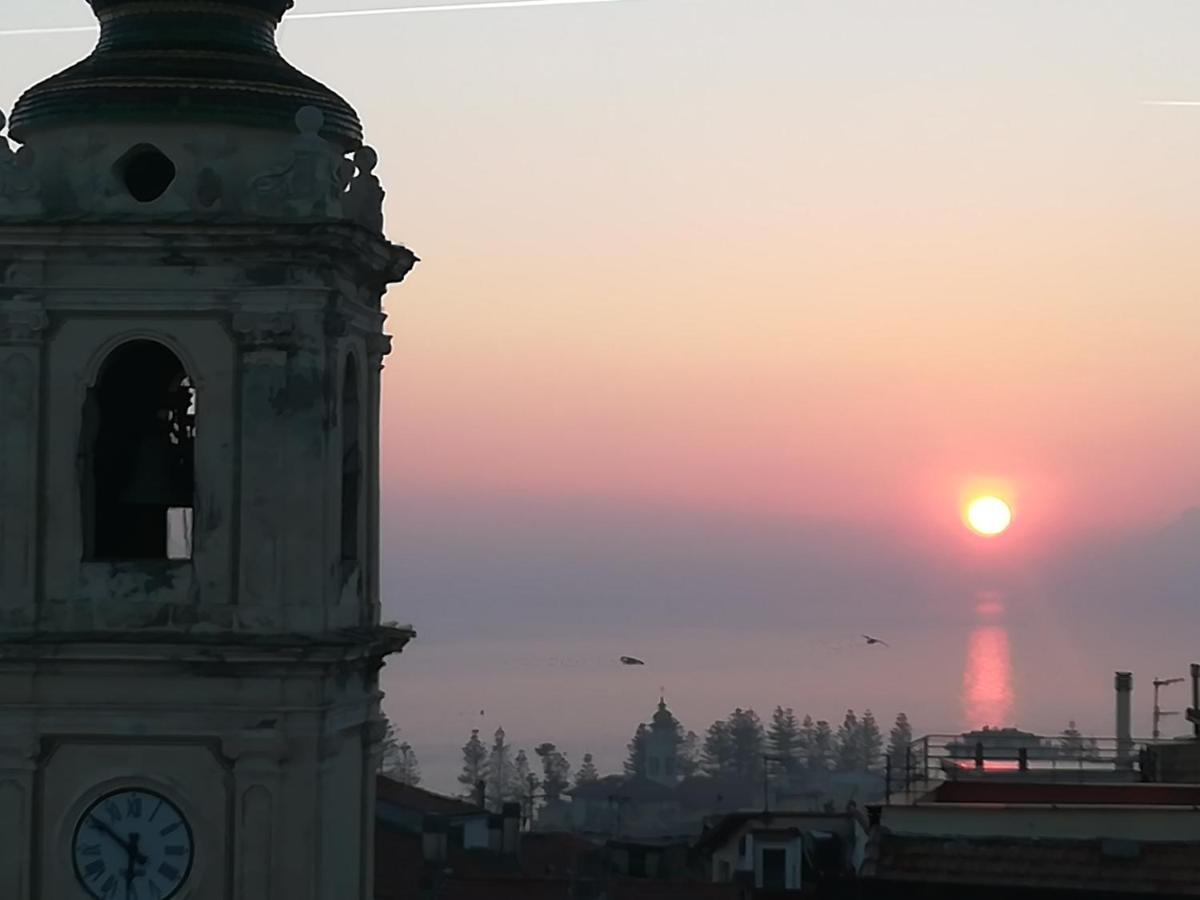 La Terrazza Bed and Breakfast Bordighera Εξωτερικό φωτογραφία