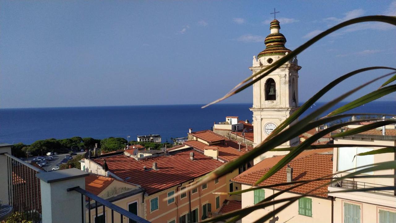 La Terrazza Bed and Breakfast Bordighera Εξωτερικό φωτογραφία