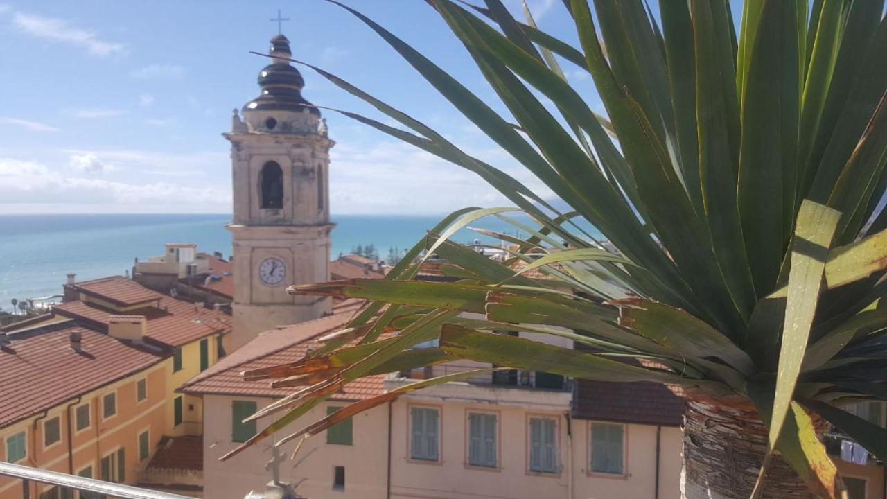 La Terrazza Bed and Breakfast Bordighera Εξωτερικό φωτογραφία