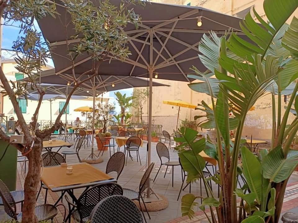 La Terrazza Bed and Breakfast Bordighera Εξωτερικό φωτογραφία