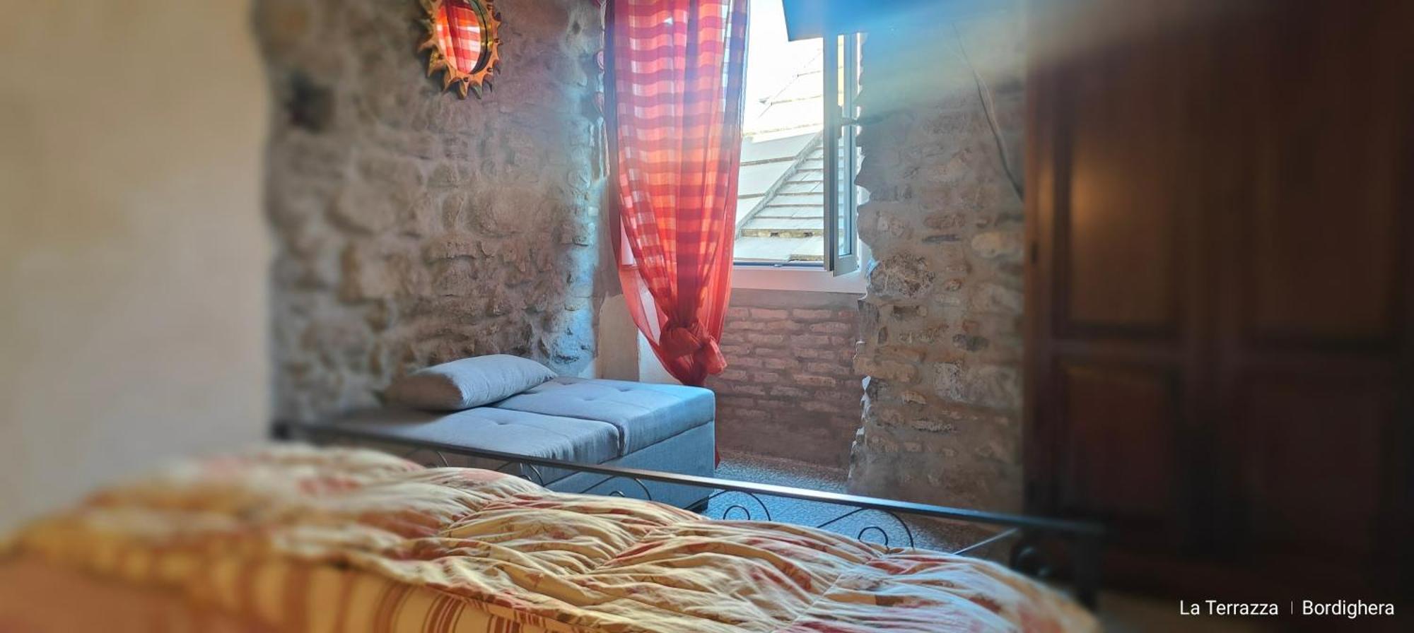 La Terrazza Bed and Breakfast Bordighera Δωμάτιο φωτογραφία